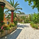 Apollon ホテル 4*