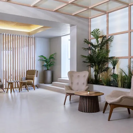 Apollon Hotel 4*