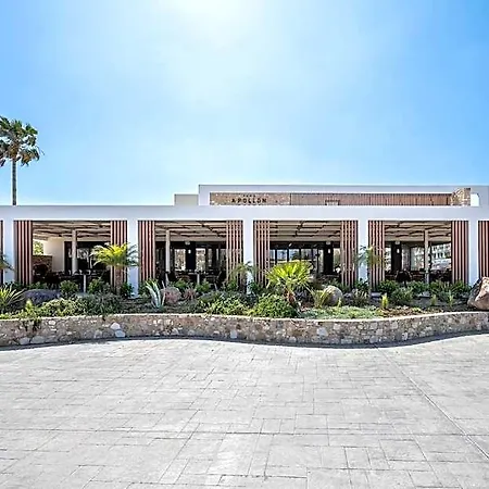 Apollon Hotel 4*