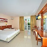 Apollon Hotel