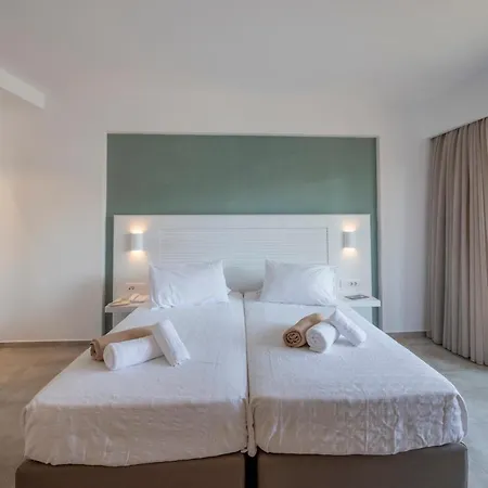Apollon Hotel 4*
