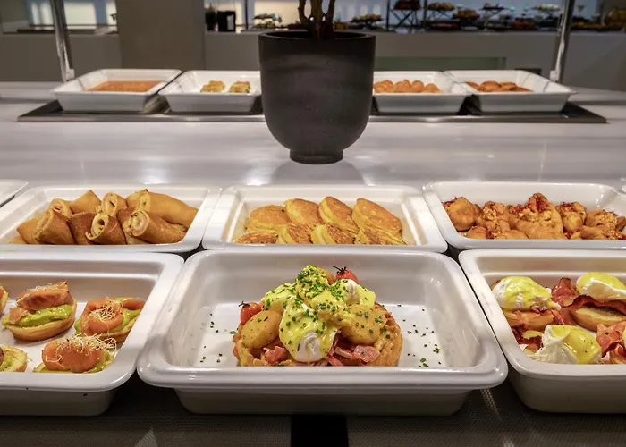 فندق أبولون 4*